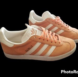 Adidas Gazelle Shoe 7.5 Womens